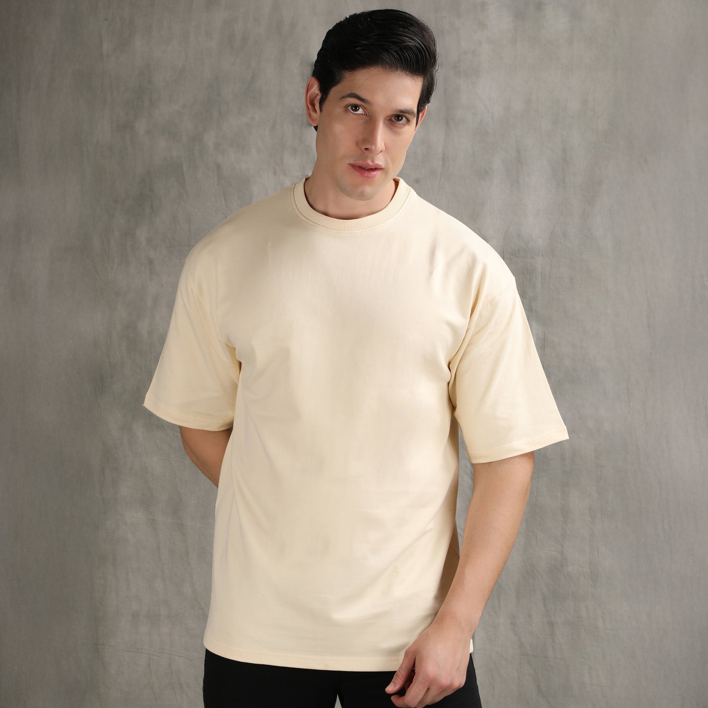 11:11 Beige Oversized Comfort